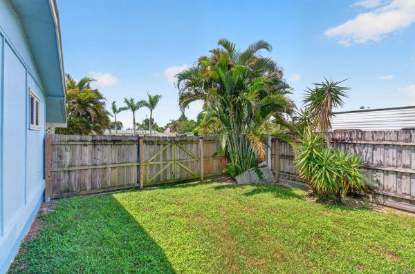 Lawn Lake, 2521 Myrica Rd, West Palm Beach, Florida 33406, image 3