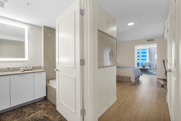 The Q Club Resort & Residences, 505 N Fort Lauderdale Beach Blvd #1603, Fort Lauderdale, Florida 33304, image 2