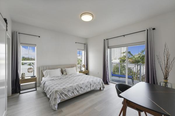 1931 NE 2nd St #301, Deerfield Beach, Florida 33441, image 2
