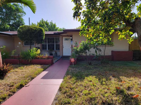 Melrose Park, 550 SW 38th Ter, Fort Lauderdale, Florida 33312, image 2