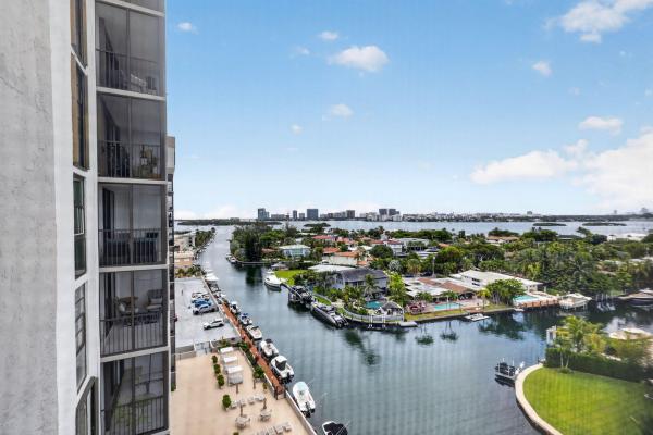 Dorset House, 2500 NE 135th St #C1011, North Miami, Florida 33181, image 1