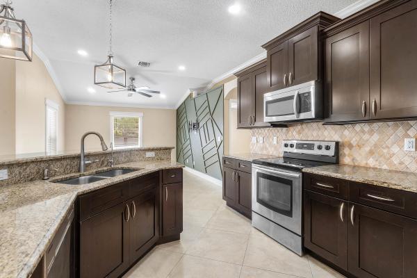 Paar Estates, 3349 SW Hill St, Port St. Lucie, Florida 34953, image 3