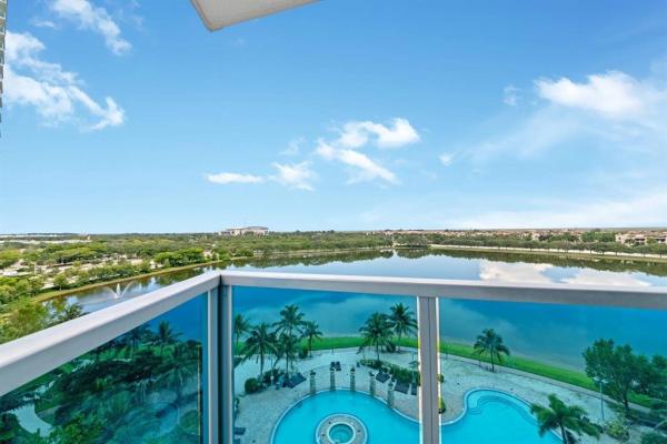 Tao Sawgrass, 2641 N Flamingo Rd #901N, Sunrise, Florida 33323, image 2