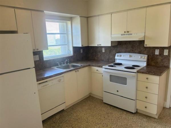 1337 NW 112th Ter, Unincorporated Dade County, Florida 33167, image 3