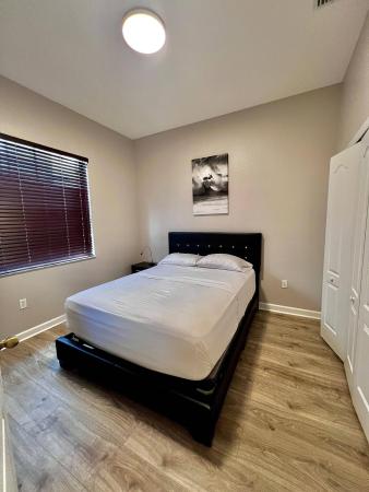 8874 NW 182nd St, Hialeah, Florida 33018, image 2