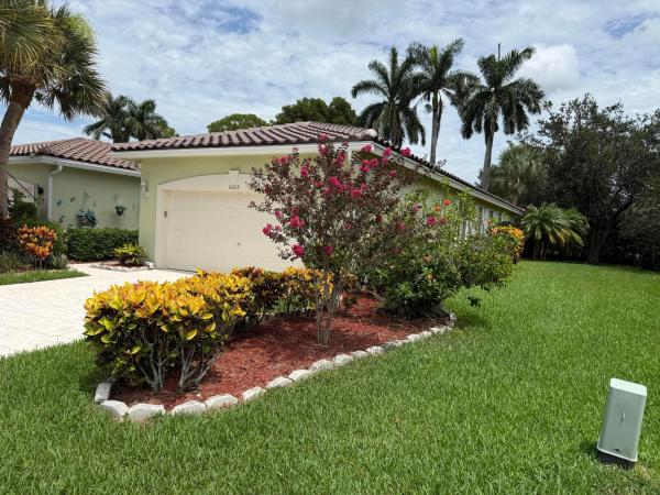Majestic Isles, 10664 Royal Caribbean Cir, Boynton Beach, Florida 33437, image 2