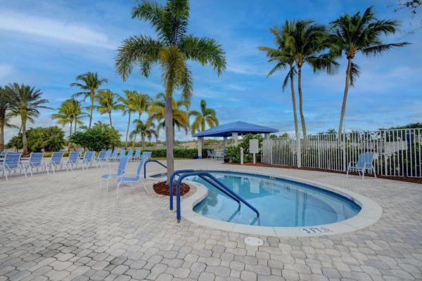 Bridgeport At Baywinds, 2100 Stonington Ter, West Palm Beach, Florida 33411, image 1