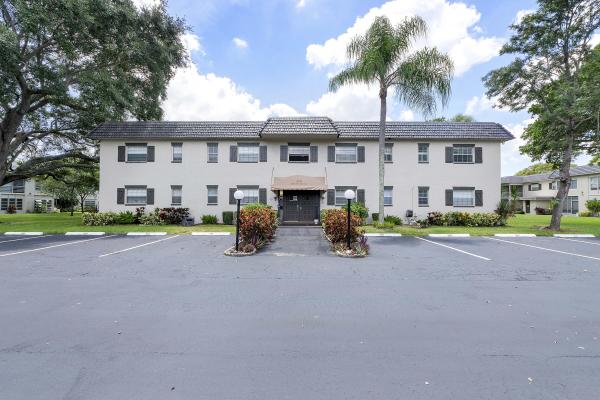 5661 SW 2nd Ct #201, Margate, Florida 33068, image 2