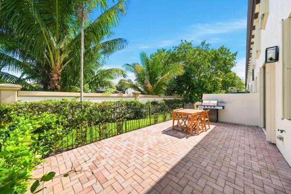 Darlington Park, 9747 Darlington Pl, Cooper City, Florida 33328, image 3
