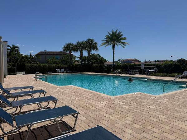 9028 Kingsmoor Way, Lake Worth, Florida 33467, image 2