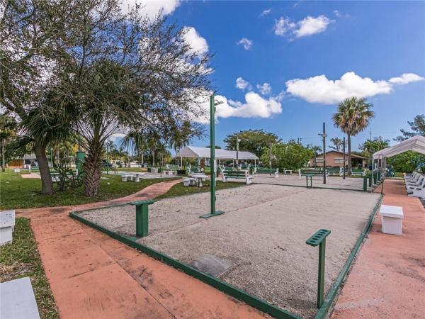 1000 SW 11th Ave #2E, Hallandale Beach, Florida 33009, image 2