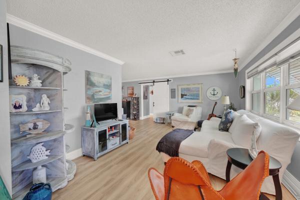 Palm Beach Gardens No HOA, 10015 Daisy Ave, Palm Beach Gardens, Florida 33410, image 1