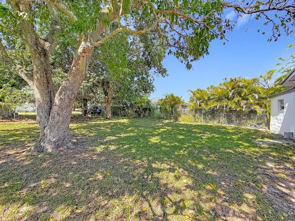 10235 SW 177th St, Unincorporated Dade County, Florida 33157, image 1