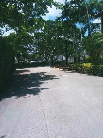 9727 N New River Canal Rd #629, Plantation, Florida 33324, image 3