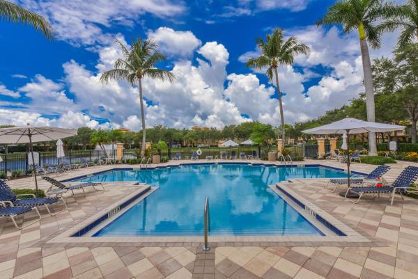 Harbour Oaks, 2570 Gardens Pkwy, Palm Beach Gardens, Florida 33410, image 1