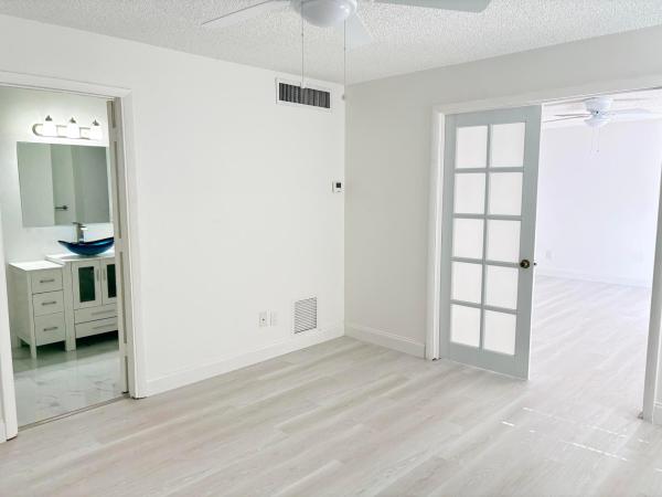 Eden Place, 635 Executive Center Dr #M207, West Palm Beach, Florida 33401, image 2