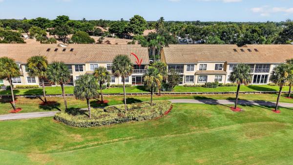 St Tropez Coach Homes, 17323 Boca Club Blvd #8, Boca Raton, Florida 33487, image 3