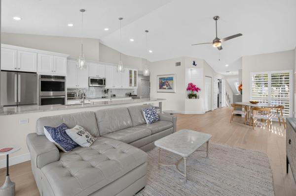 St Tropez Coach Homes, 17323 Boca Club Blvd #8, Boca Raton, Florida 33487, image 2