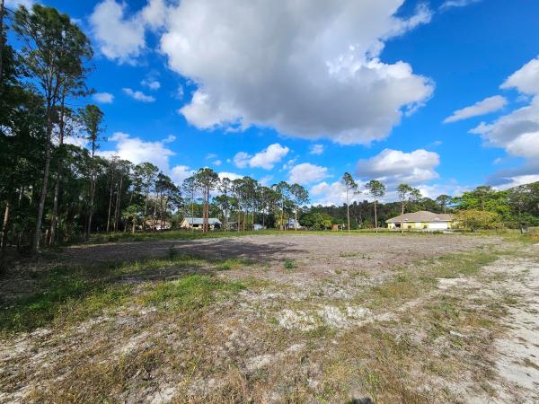 82 82nd Ln N, Loxahatchee, Florida 33470, image 2
