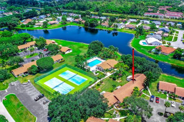 Tradewinds At Dos Lagos, 39 Via De Casas Norte, Boynton Beach, Florida 33426, image 1