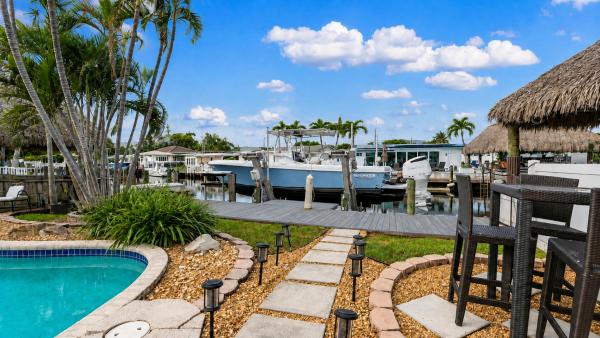Shelter Islands, 935 Nautilus Isle, Dania Beach, Florida 33004, image 1