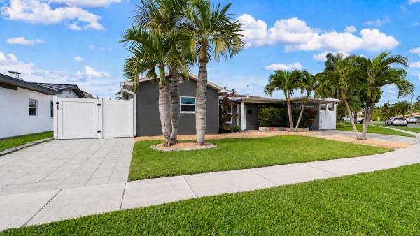 Shelter Islands, 935 Nautilus Isle, Dania Beach, Florida 33004, image 3