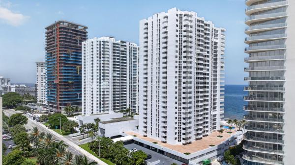 Renaissance Of Pompano Beach, 1370 S Ocean Blvd #1705, Pompano Beach, Florida 33062, image 2