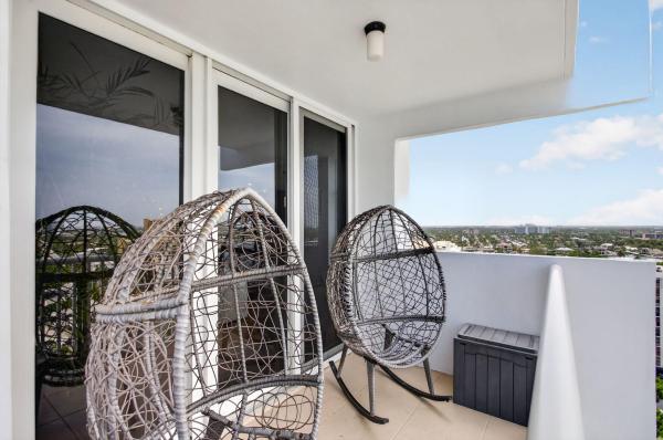 Renaissance Of Pompano Beach, 1370 S Ocean Blvd #1705, Pompano Beach, Florida 33062, image 1