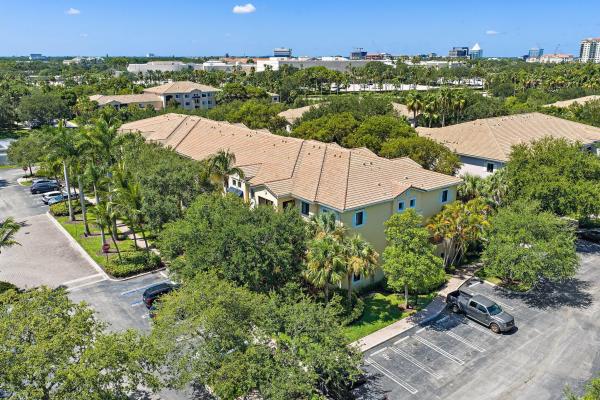 Calabria At San Matera, 3020 Alcazar Pl #106, Palm Beach Gardens, Florida 33410, image 2