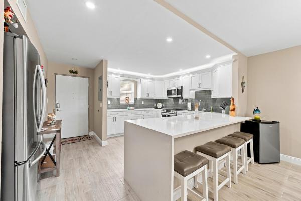 Poinciana By The Sea, 4629 Poinciana St #304, Lauderdale By The Sea, Florida 33308, image 1