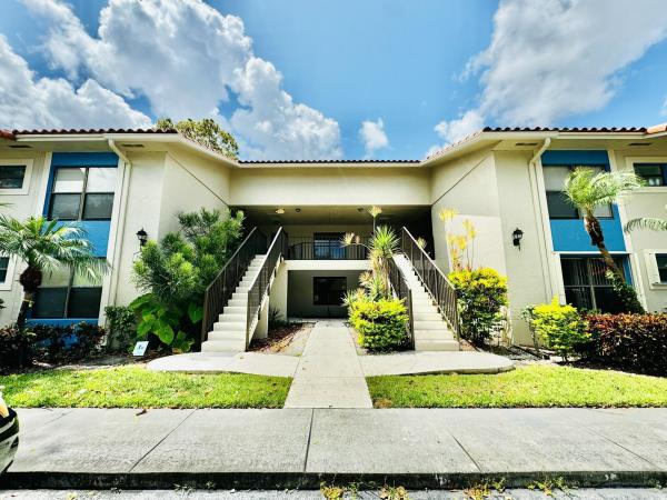 1541 Balfour Point Dr #D, West Palm Beach, Florida 33411, image 3