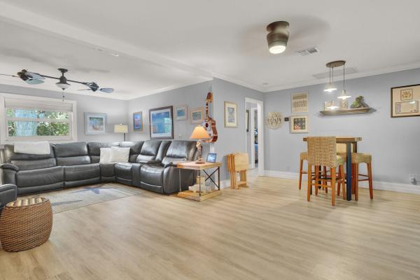 Palm Beach Gardens No HOA, 10015 Daisy Ave, Palm Beach Gardens, Florida 33410, image 1
