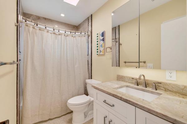 Chatham Hills, 200 NE 28th Ter, Boca Raton, Florida 33431, image 2