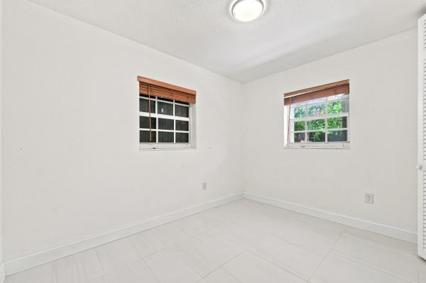 10275 SW 152nd St, Unincorporated Dade County, Florida 33157, image 2