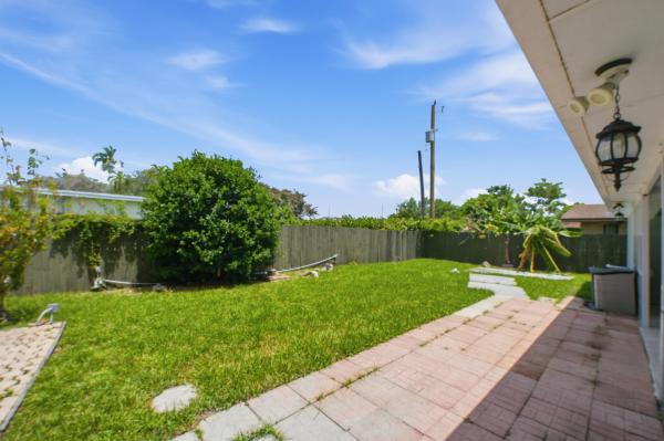 10275 SW 152nd St, Unincorporated Dade County, Florida 33157, image 3