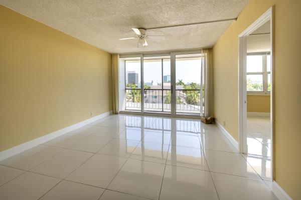 Coral Ridge East, 4501 NE 21st Ave #412, Fort Lauderdale, Florida 33308, image 1