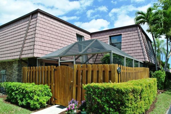 Courtyards, 7754 Courtyard Run W, Boca Raton, Florida 33433, image 2