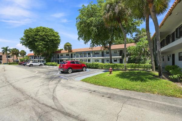 2181 W Woolbright Rd #N201, Boynton Beach, Florida 33426, image 2