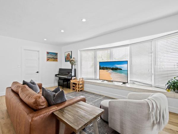 Imperial Point, 2011 NE 60th St, Fort Lauderdale, Florida 33308, image 3