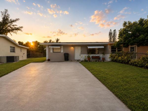Springbank Park, 6960 SW 18th Ct, North Lauderdale, Florida 33068, image 2