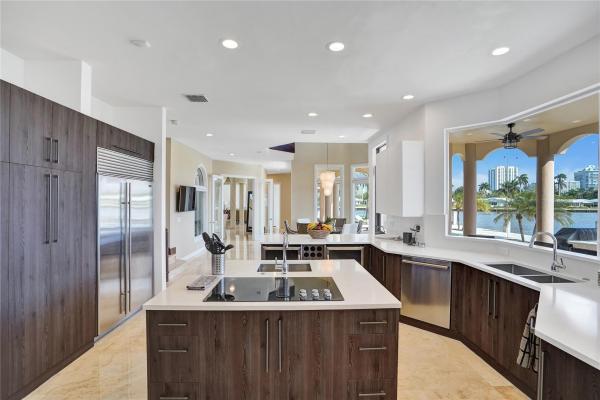 Pompano Shores, 2584 SE 12th St, Pompano Beach, Florida 33062, image 3