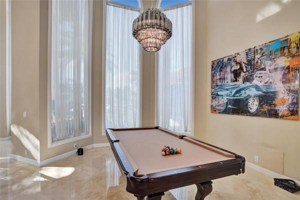 Pompano Shores, 2584 SE 12th St, Pompano Beach, Florida 33062, image 2