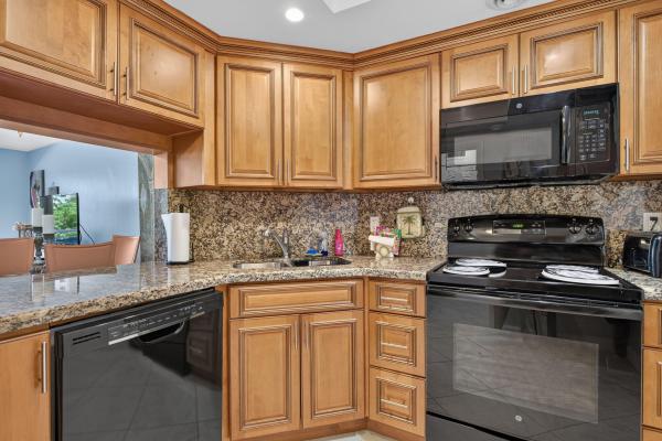 Ocean Monarch, 133 N Pompano Beach Blvd #108, Pompano Beach, Florida 33062, image 3