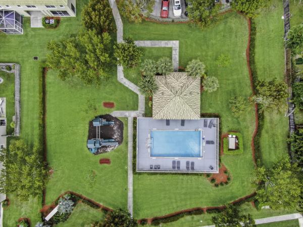 Melrose Verona Lakes, 9650 Lago Dr, Boynton Beach, Florida 33472, image 1