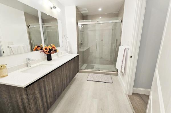 Aesthetic Apartments, 1938 Jackson St #202, Hollywood, Florida 33020, image 3