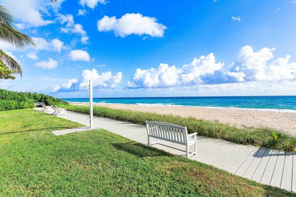 Colonial Ridge Club, 5505 N Ocean Blvd #15-103, Ocean Ridge, Florida 33435, image 2