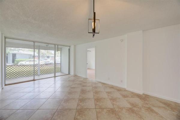 Royal Park, 113 Royal Park Dr #1H, Oakland Park, Florida 33309, image 2