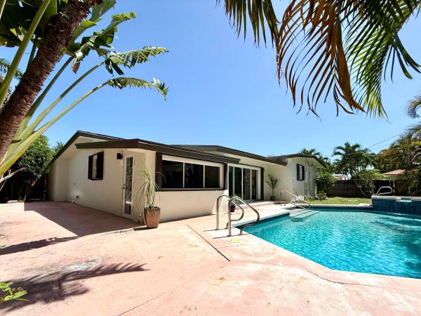 Middle River Estates, 1532 NE 27th Dr, Wilton Manors, Florida 33334, image 3