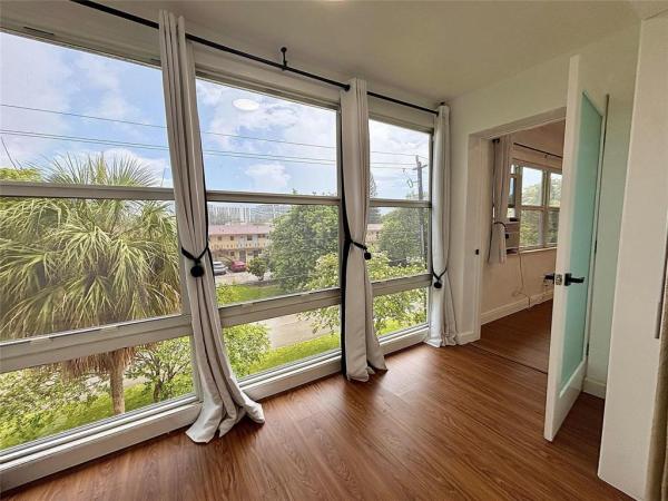 Biscayne Lake Gardens, 2820 NE 201st Ter #F326, Aventura, Florida 33180, image 3