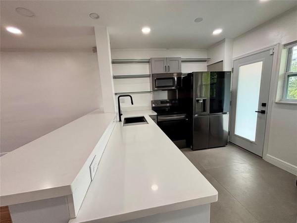 Biscayne Lake Gardens, 2820 NE 201st Ter #F326, Aventura, Florida 33180, image 1